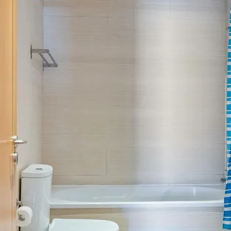 Spacious Apt Sleeps 4 Nr Downtown Appartement